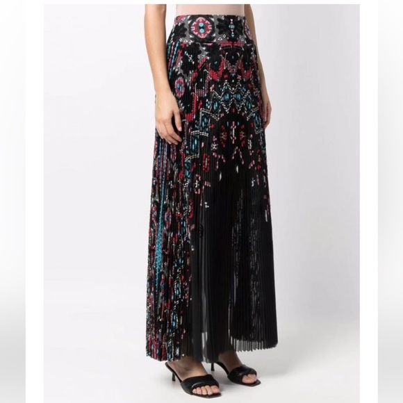 ERMANNO SCERVINO
Pleated Patterned Maxi Skirt Euro 40 - Picture 12 of 13